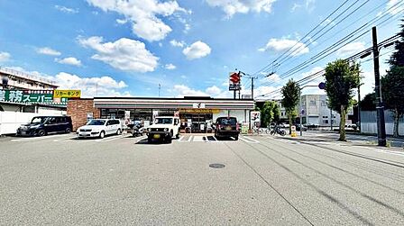 セブンイレブン　八王子長沼町店まで1295m