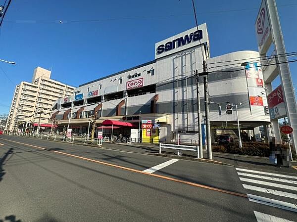 周辺を拡大表示