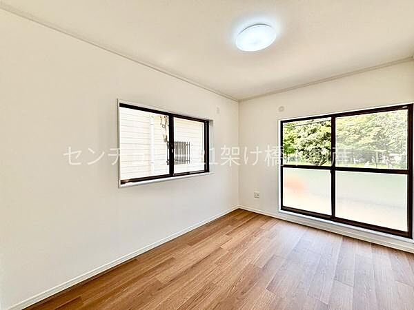 リビング/ダイニングを拡大表示