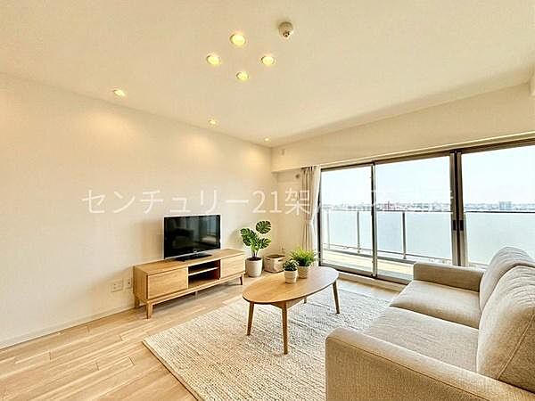 リビング/ダイニングを拡大表示
