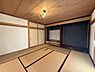 和室：ゴロゴロ昼寝に良し