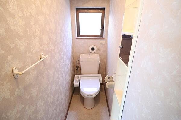 トイレを拡大表示