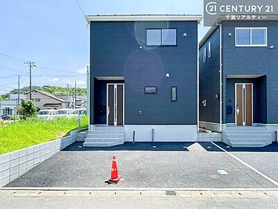 外観:完成しました!当日のご案内が可能です。連絡いただければ、今すぐのご見学ができますのでお気軽にお問い合わせください。お仕事帰りにもどうぞ! 外観:完成しました!当日のご案内が可能です。連絡いただければ、今すぐのご見学ができますのでお気軽にお問い合わせください。お仕事帰りにもどうぞ!
