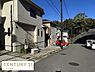 その他：駐車2台可能＆オープン外構で開放感たっぷり