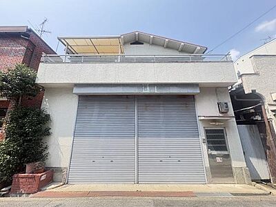 外観:◇土地50坪以上♪建て替え用地としてもおススメです♪◇二方道路♪圧迫感がなく、解放感がございます♪ 外観:◇土地50坪以上♪建て替え用地としてもおススメです♪◇二方道路♪圧迫感がなく、解放感がございます♪