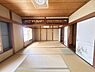 和室：◇9DK♪ファミリーの方でも、窮屈感なく生活いただけます♪◇和室あり♪落ち着いた雰囲気の和室を備え、お子様の遊び場や客間としても活躍します♪