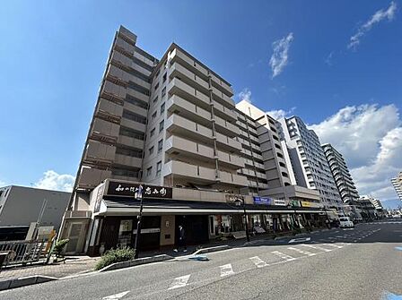 当物件の目の前にスーパー建築中、守山駅徒歩4分!!