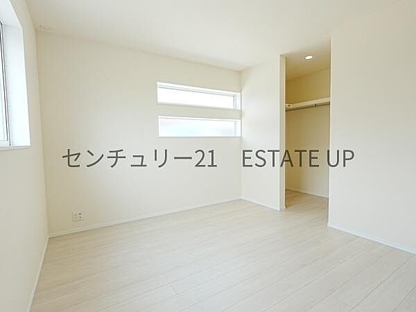 洋室を拡大表示
