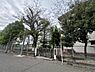 周辺：鹿児島市立伊敷中学校まで1711m、鹿児島市立伊敷中学校の校訓は「誠実・努力・創造」です。誠実な心で物事に取り組み、努力し、創造力を発揮する環境です。