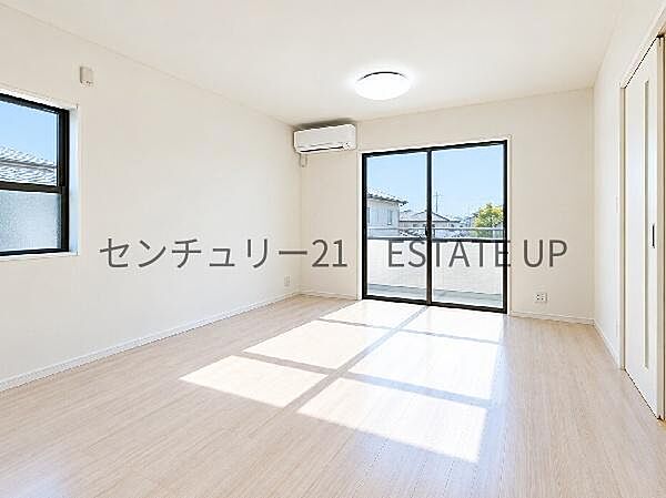 リビング/ダイニングを拡大表示