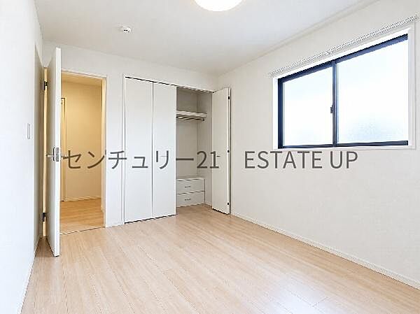洋室を拡大表示