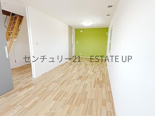 洋室を拡大表示
