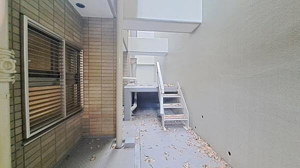 バルコニーを拡大表示