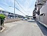 駐車場：駐車場(7000円／月)　　ぜひ現地にて、実際の建物・駐車・環境・街並み・日当たりなどなどご確認ください！平日・お仕事帰りなど、いつでもご案内できますので、お気軽にお問い合わせください！