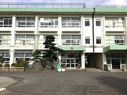 岡崎市立岡崎小学校まで1080m