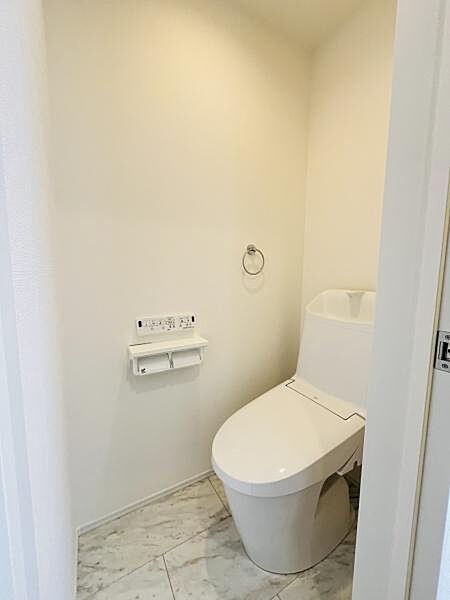 トイレを拡大表示