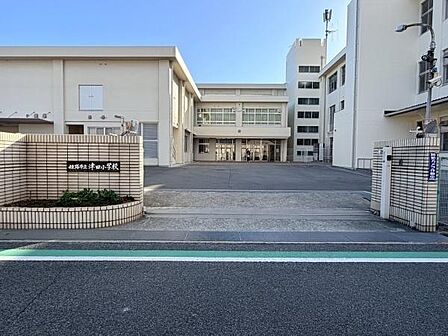 姫路市立津田小学校まで934m