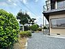 その他：お庭は剪定を行いました。