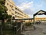 周辺：横浜市立芹が谷小学校まで785m