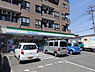 周辺：ファミリーマート 大和深見西店まで1798m、コンビニもあって便利です