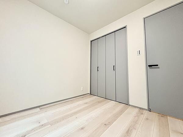 洋室を拡大表示