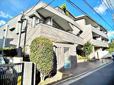 【外観】1996年8月築 鉄筋コンクリート造 3階建(3階部分)