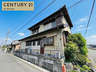 外観:ひろ~い敷地63.72坪!駐車2台可♪閑静な住宅地♪大型5LDKで充実のプライベート空間♪ 外観:ひろ~い敷地63.72坪!駐車2台可♪閑静な住宅地♪大型5LDKで充実のプライベート空間♪