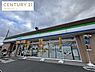 周辺：ファミリーマート枚方東香里店まで922m、あなたとコンビに、ファミリーマート♪