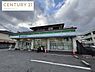 周辺：ファミリーマートナラ本高田店まで420m、あなたとコンビに、ファミリーマート♪