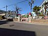 周辺：鶴田幼稚園まで587m