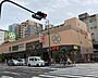 周辺：ライフ阿波座駅前店まで520m