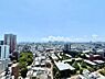その他：【20階バルコニーから広がる新都心の爽快な大パノラマ】お昼の青空に映えるスタイリッシュな街並みを一望。角部屋ならではのワイドな視界で、遮るもののない圧倒的な開放感と、贅沢な非日常感を毎日愉しめます！