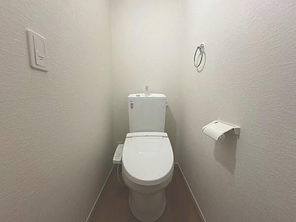 トイレを拡大表示