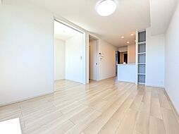 イーストウィン水野 A 202号室 2階2LDKのリビング/ダイニング