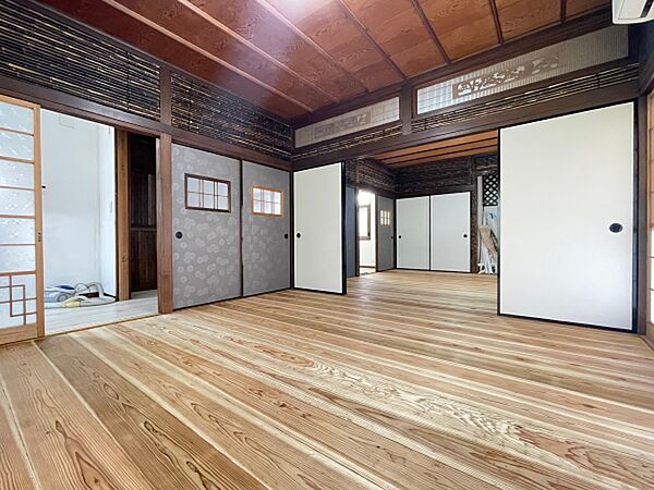 detached 茨城県ひたちなか市大字足崎

地図を見る