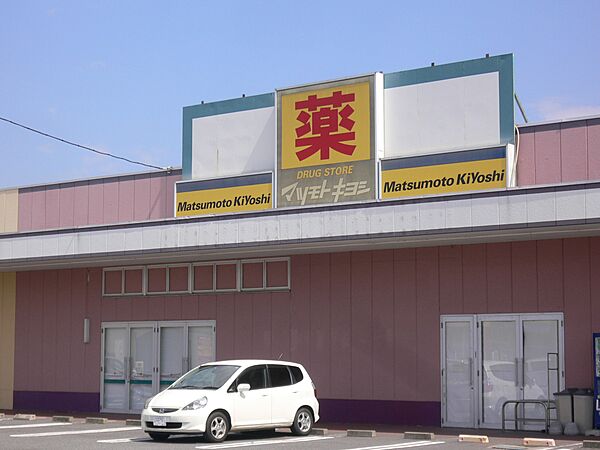 detached 茨城県ひたちなか市大字足崎

地図を見る