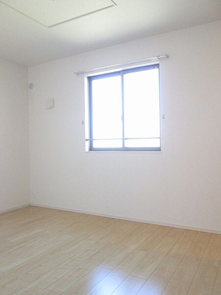 apartment 茨城県鉾田市鉾田
鉾田の賃貸情報を見る
物件地図