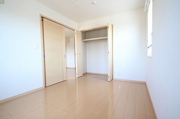 apartment 茨城県ひたちなか市大字足崎
足崎の賃貸情報を見る
物件地図