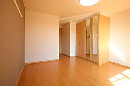 シエル・エスコート 201号室 2階1Kのリビング/ダイニング