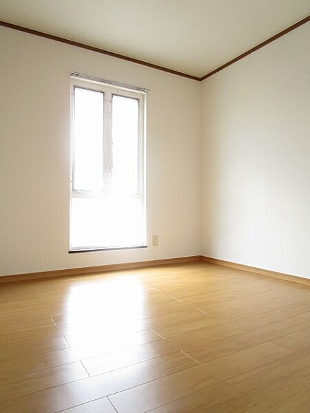 apartment 茨城県笠間市赤坂
地図を見る