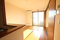 モン・トレゾール 202号室 2階1LDKのリビング/ダイニング