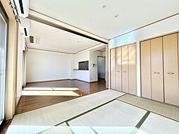 ミオパラッツオ水戸 303号室 3階3LDKのリビング/ダイニング