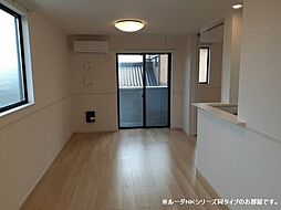 グリーンハウスW III 204号室 2階2LDKのリビング/ダイニング