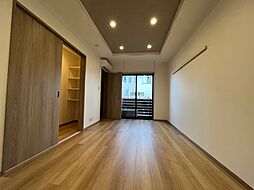 レーガベーネ東大島 104号室 1階ワンルームのリビング/ダイニング