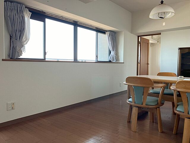 リビング/ダイニング サーパス末広町 11階/1101号室