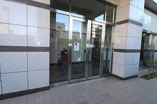 エントランスを拡大表示