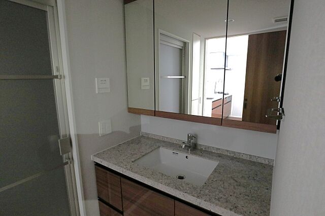 洗面 プラウド水戸桜川 12階/1206号室