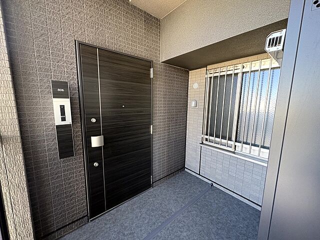 玄関 サーパス水戸南町 8階/806号室