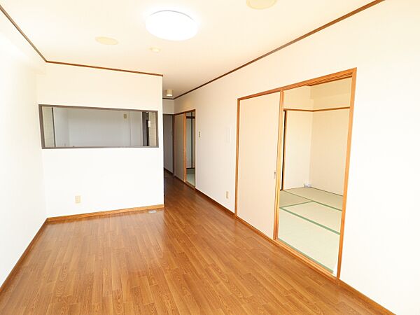 室内を拡大表示