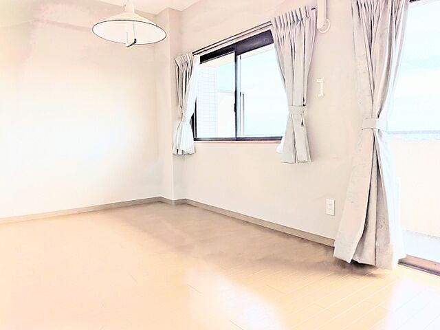 リビング/ダイニング サーパス東原 7階/701号室